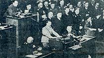 B.Hitler beklenilen nutkunu s&ouml;yledi