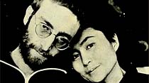 John Lennon Yoko Ono &ccedil;ifti boşandıkları "Eşleriyle" aynı odada aşk yapıyor...
