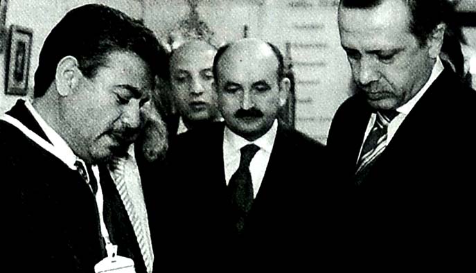 İslam dünyası özeleştiri yapmalı