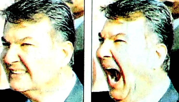 CHP lideri Deniz Baykal sonunda pes etti