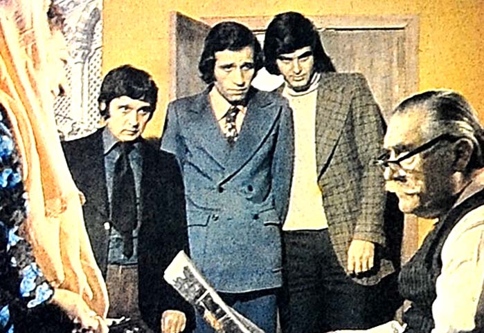 Yine aynı &uuml;&ccedil;l&uuml; var