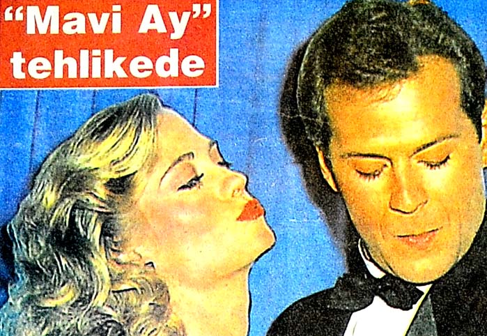 Mavi Ay tehlikede
