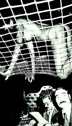 Müşterilerinin üstüne saldırıyor