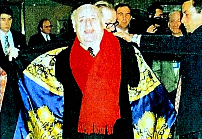 Katiller devletin emrinde