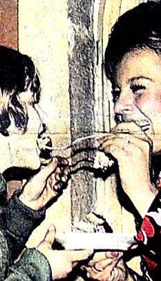 H&uuml;lya Ko&ccedil;yiğit şimdiden kızına damat adayı se&ccedil;ti