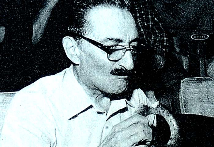 'Lider Ecevit olmalı'