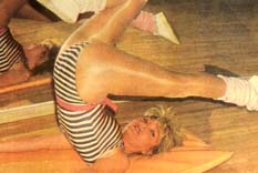 Kadınla gezsem lezbiyen erkekle gezsem orospu diyorlar