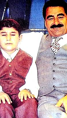 K&uuml;&ccedil;&uuml;k İbo şaşkın