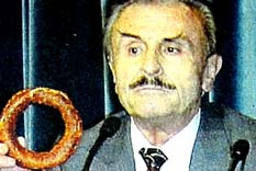 Yakışıklı ama biraz sinirli